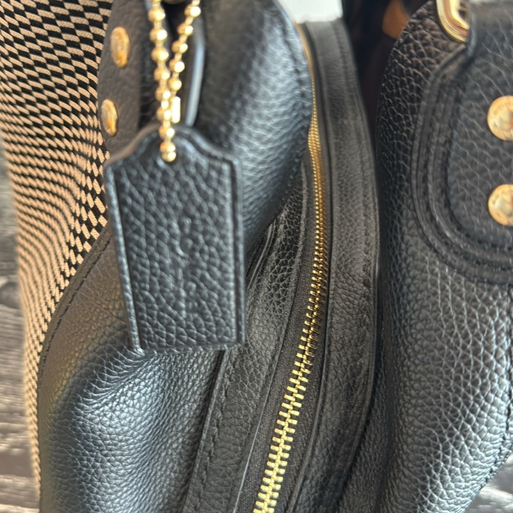 Coach Legacy Jacquard Edie 31 bag. - Picture 9 of 14